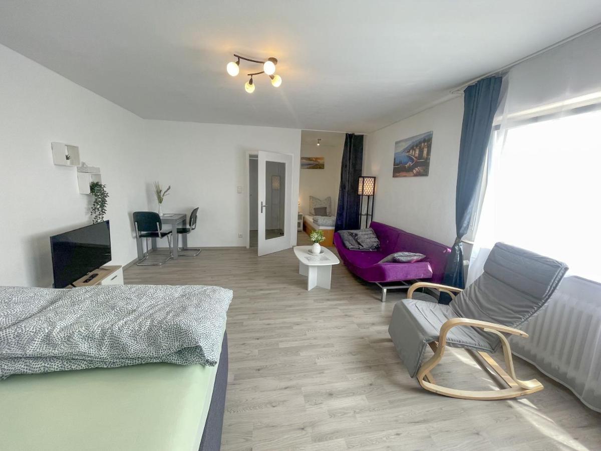 Perfekte 1,5 Wohnung Zentral In Leonberg Gegenueber Einkaufzentrum Eksteriør billede