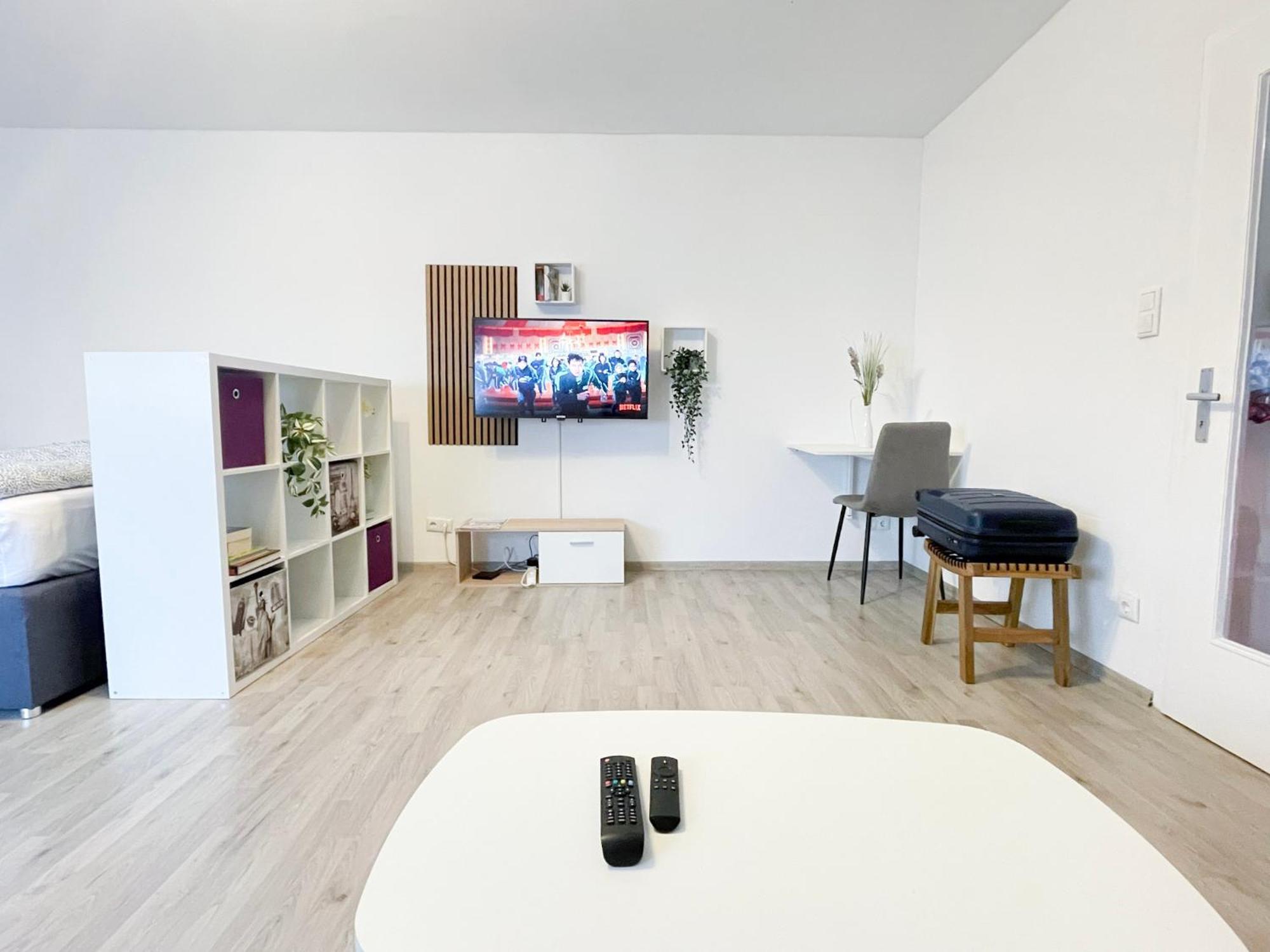 Perfekte 1,5 Wohnung Zentral In Leonberg Gegenueber Einkaufzentrum Eksteriør billede